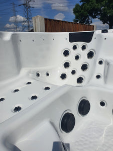 Amalfi 4-5 Seater Hot Tub - Ribble Valley Spas